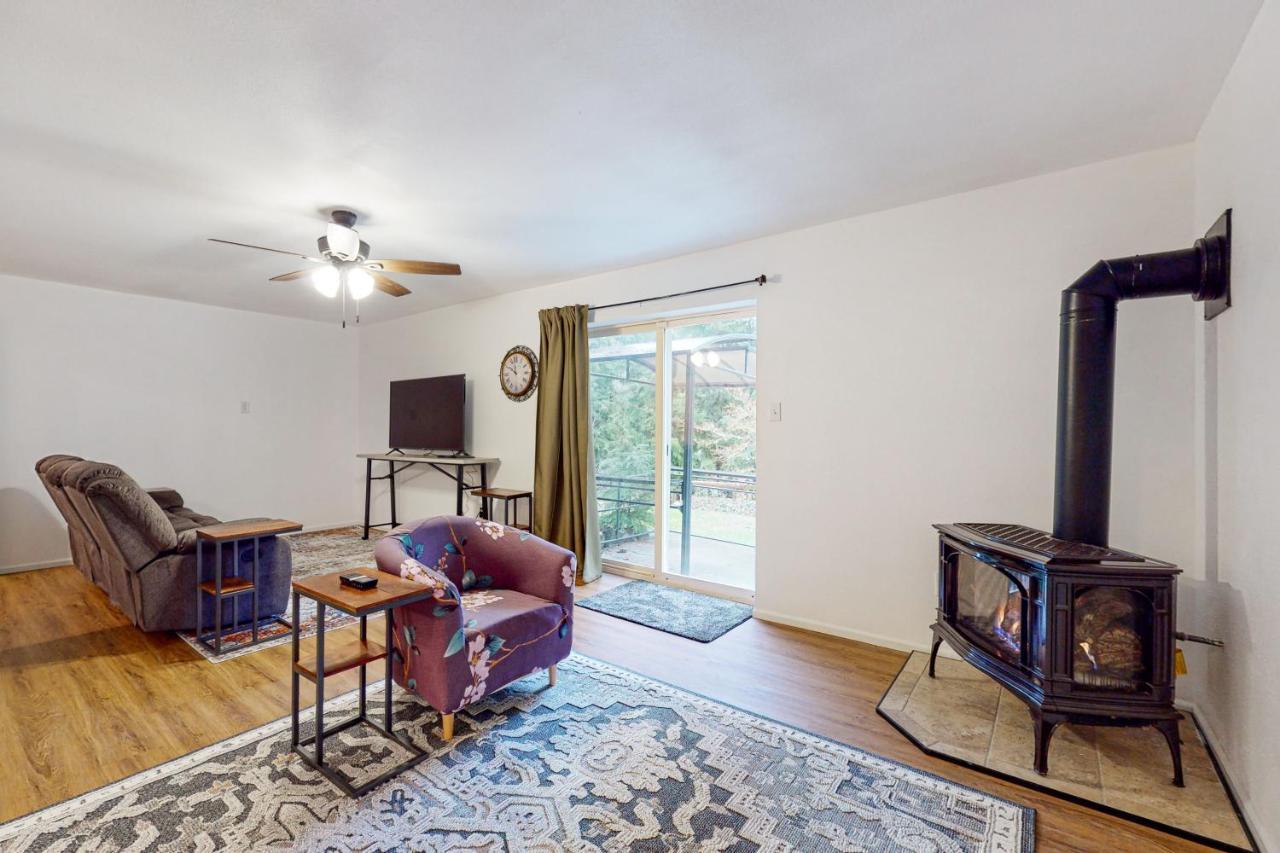 Вилла Woodbine Way Retreat Беллингхэм Экстерьер фото